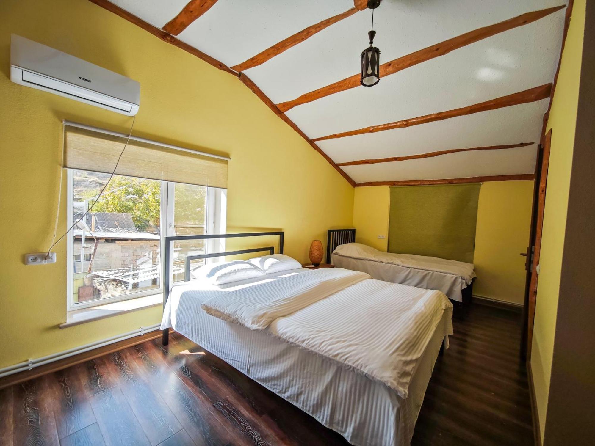 Areni Wine Art Bed & Breakfast Exterior photo